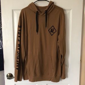 American Eagle Men’s long-sleeve light pull-over